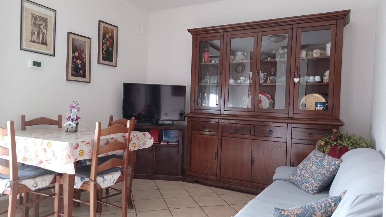Appartamento A Prato "Gesi" Holiday House Exterior photo